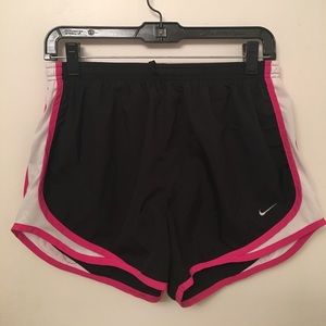Nike FIT DRY Running Shorts