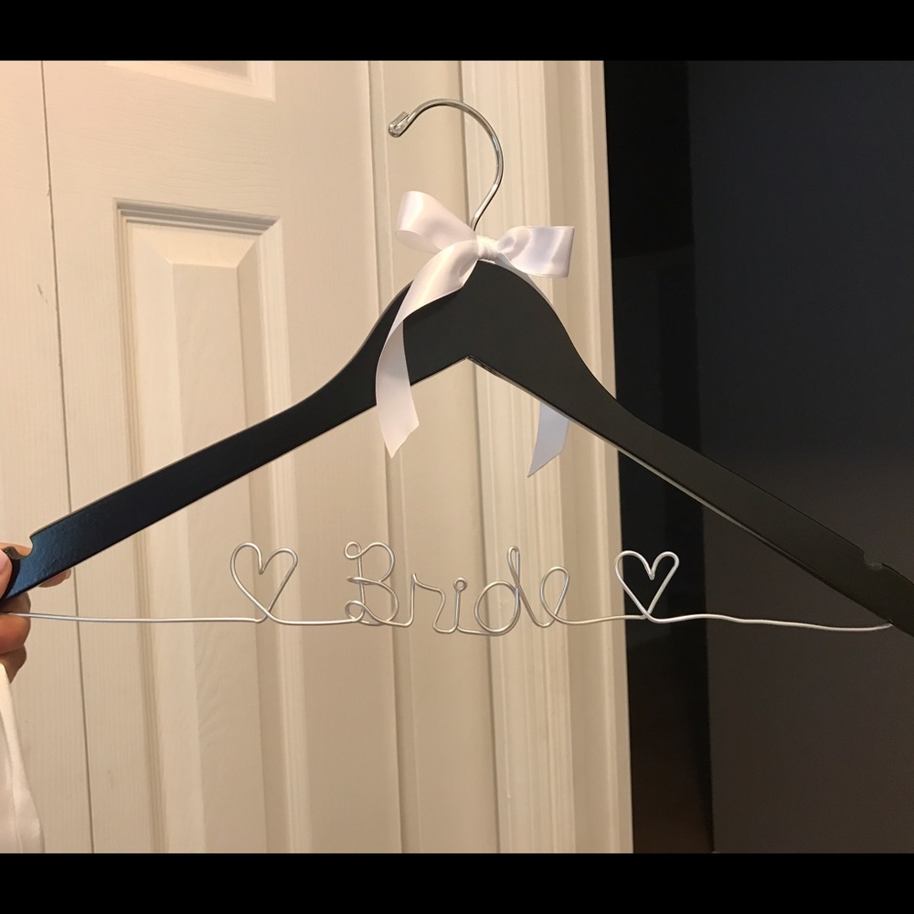 Bride hanger