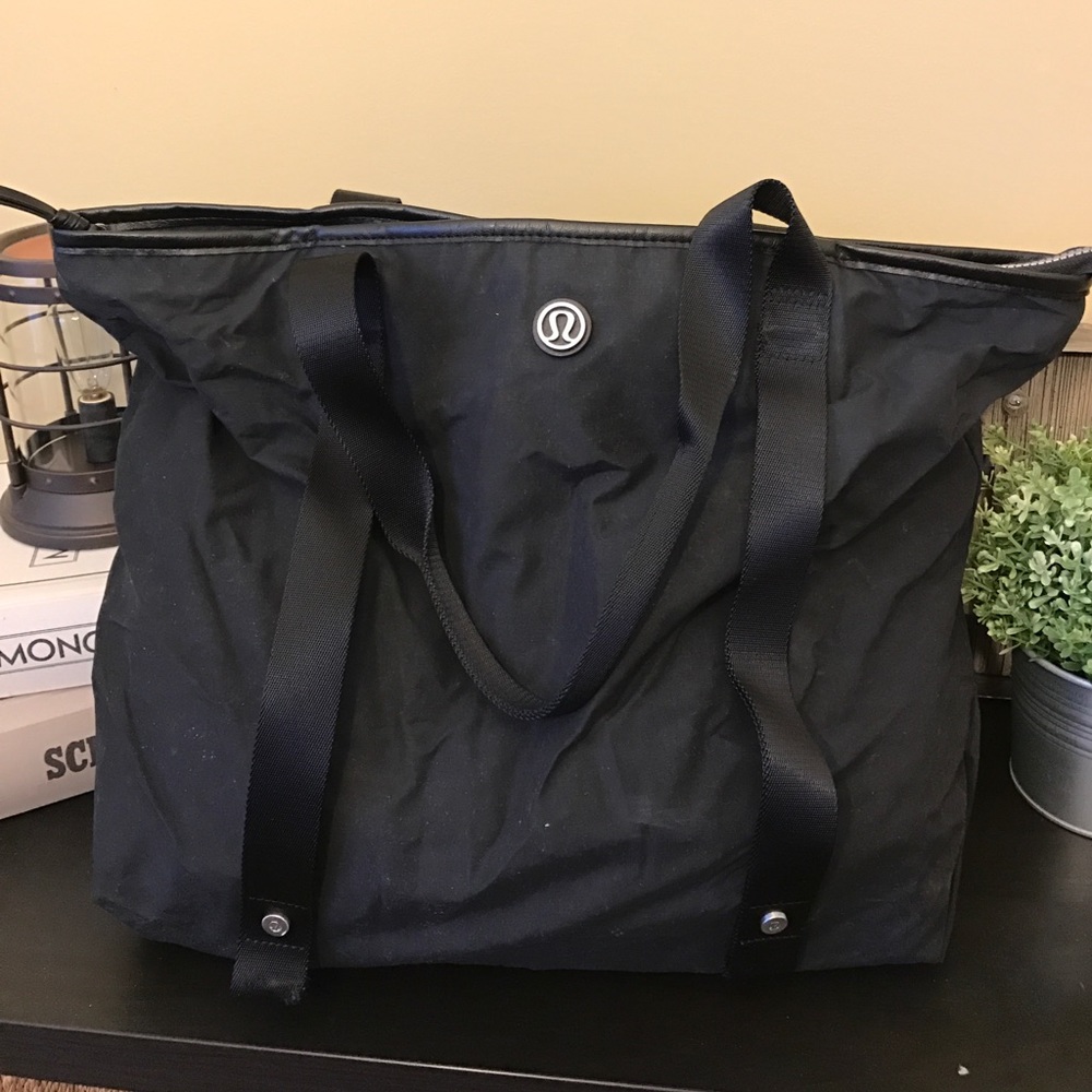 Lululemon Summer Lovin'  Tote
