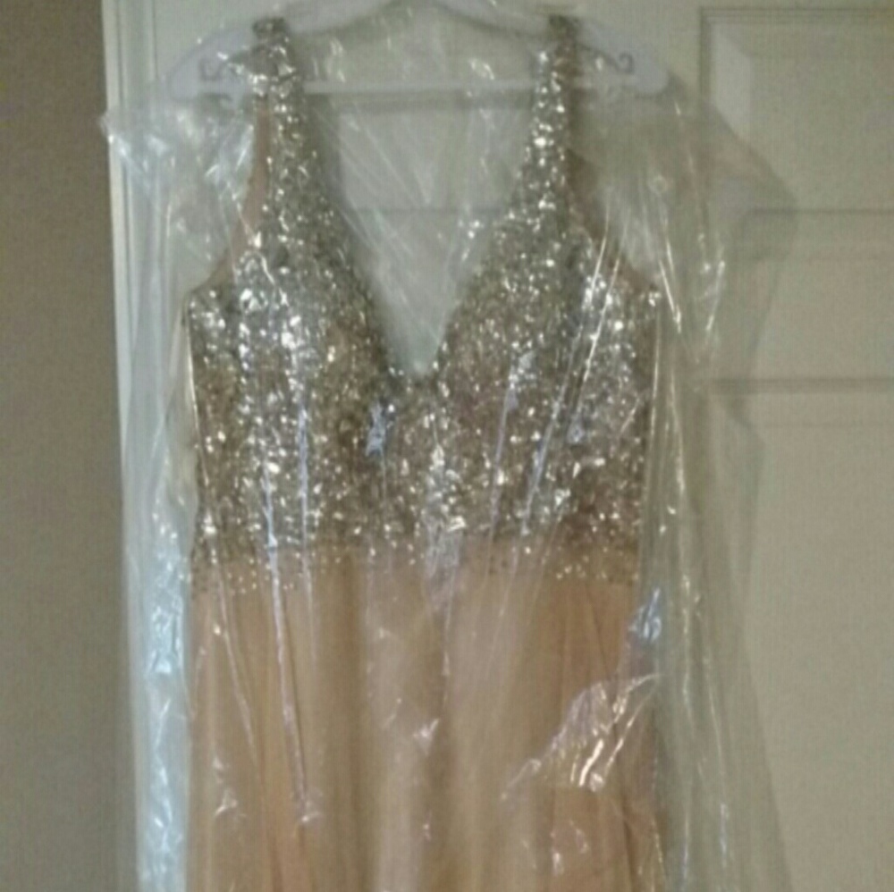 Dave and Johnny Prom dress