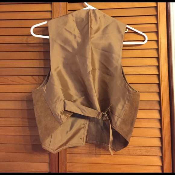 Tan suede vest - Picture 2 of 3