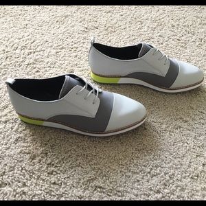 Grey Flat Shoes With Neon Yellow Sole