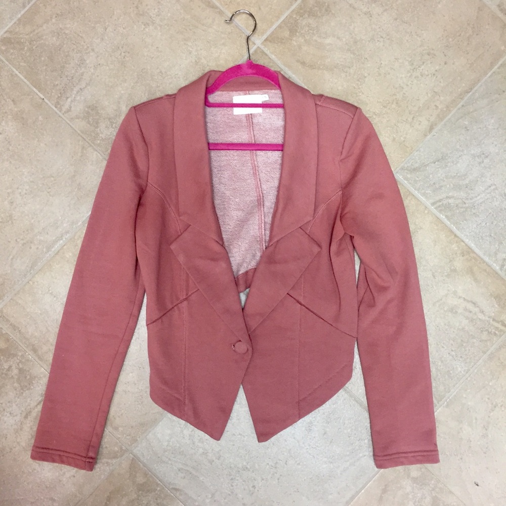 LUSH pink blush • high-low blazer • hardly worn