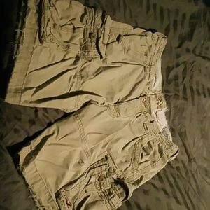 Hollister cargo shorts size 33