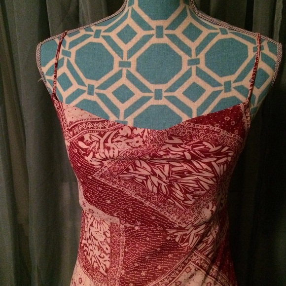 🚫SOLD🚫Maroon and cream printed dress - Picture 2 of 3