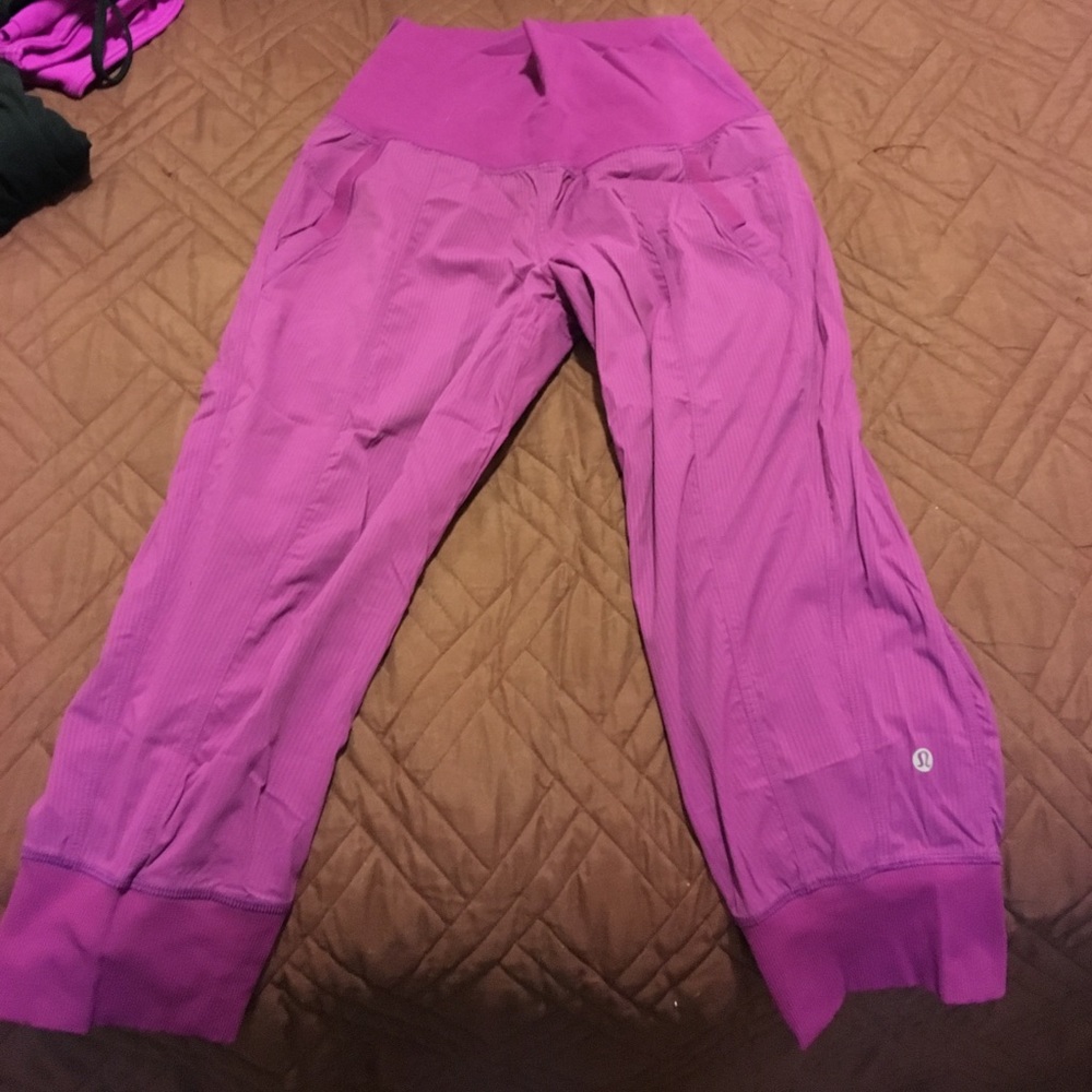 Lululemon Influx Crops