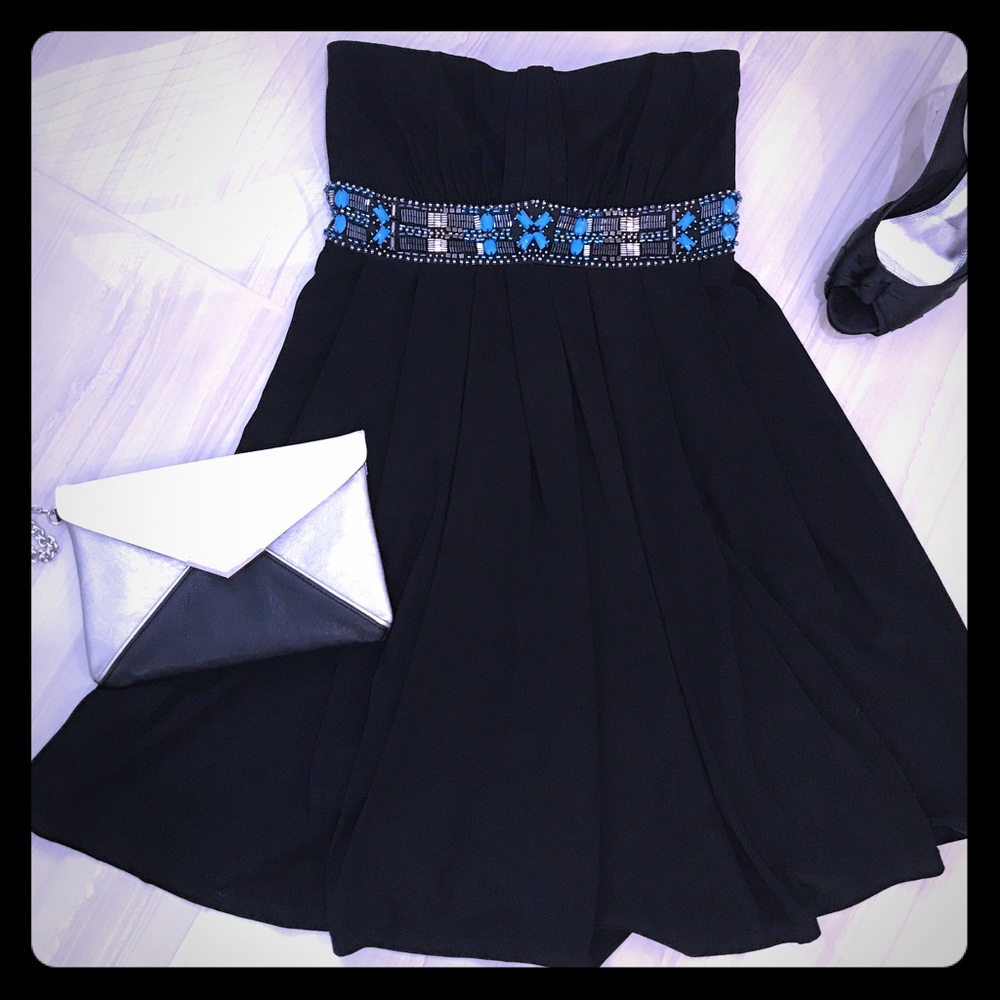 White House Black Market Dress 🥂 Size 0