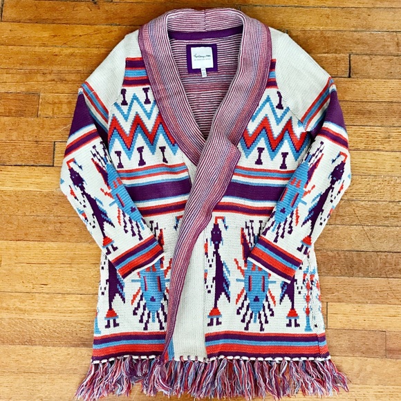 Heritage 1981 Sweaters - Colorful Fringe Bottom Tirbal/Aztec Sweater