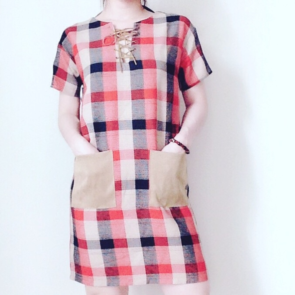 5⭐️Red/Taupe/navy Plaid boxy Dress w Suede pocket - Picture 3 of 6