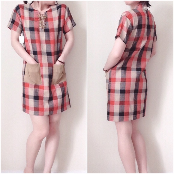Dresses & Skirts - 5⭐️Red/Taupe/navy Plaid boxy Dress w Suede pocket