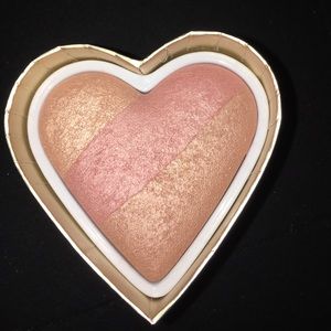 SALE✨TOO FACED BLUSH