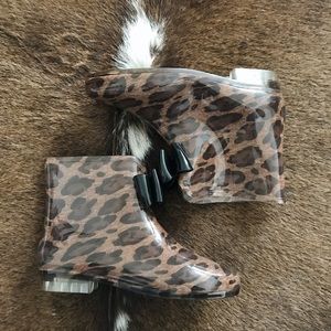Cheetah Crop Rain Boots