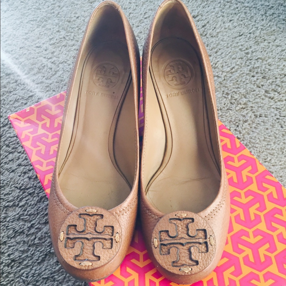 Tory Burch Wedge shoes
