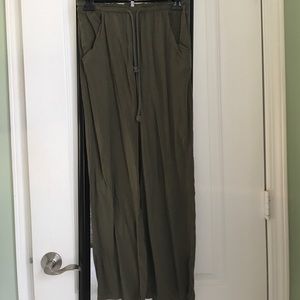 TOBI In Living Lounge Olive Pants