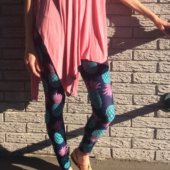 🔴Final Price 🔴 LAST PAIR🍍 Pineapple Leggings 🍍 - Picture 2 of 3