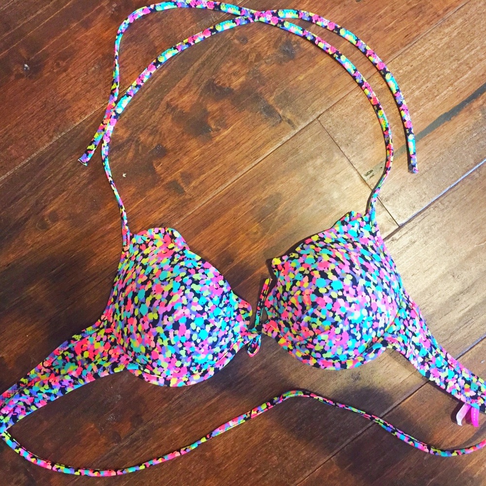 NEW swim top from VS!!