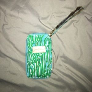 Lilly Pulitzer Wristlet with Pouch for Phone.