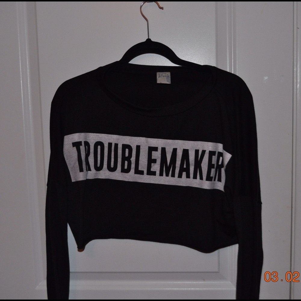 Black sweater crop top!
