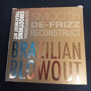 Brazilian Blowout De-Frizz Smoothing Treatment