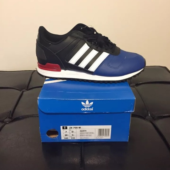Adidas Shoes - Adidas ZX 700 Brand New w/ Box and Tags