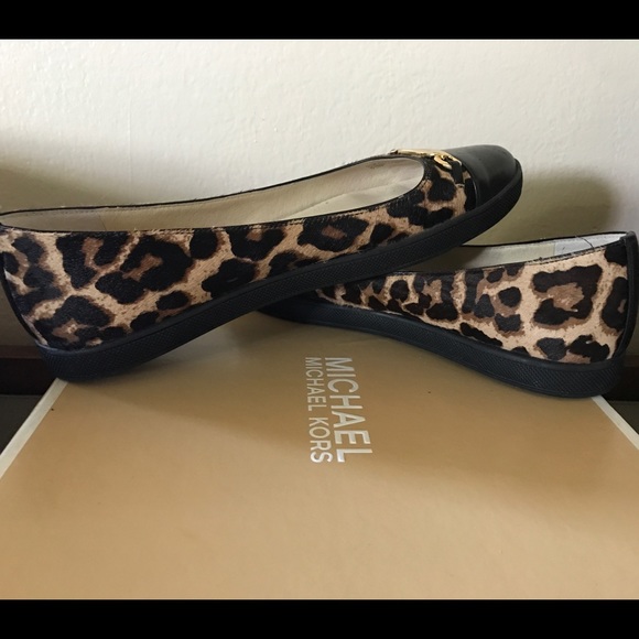Michael Kors Leopard print flat shoes - Picture 2 of 4