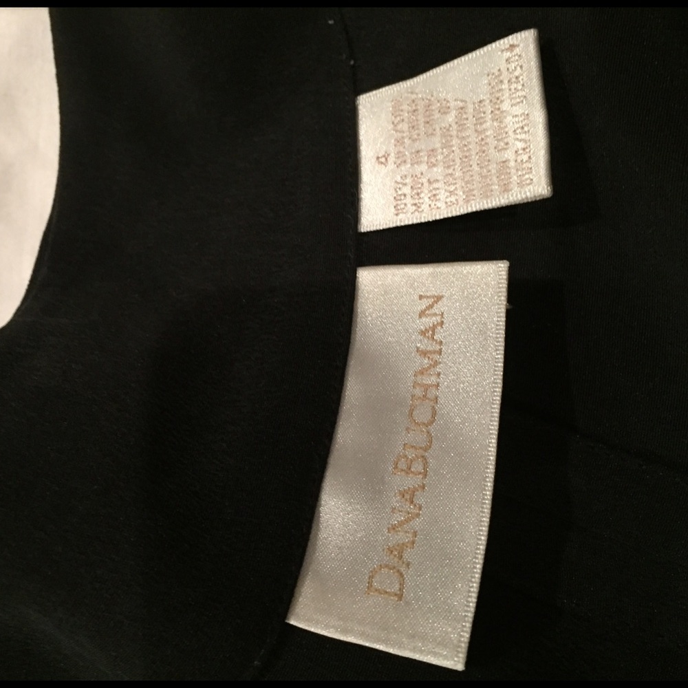 Coat dress in excellent condition. 100% silk