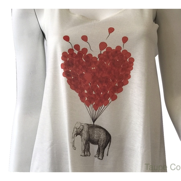 Elephant with Heart Balloons Tank - Picture 2 of 8