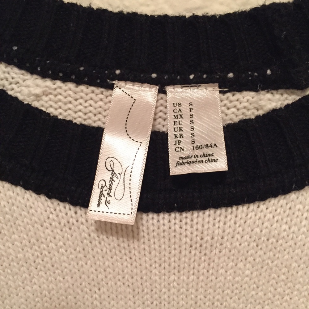 Rose Sweater - Picture 4 of 4