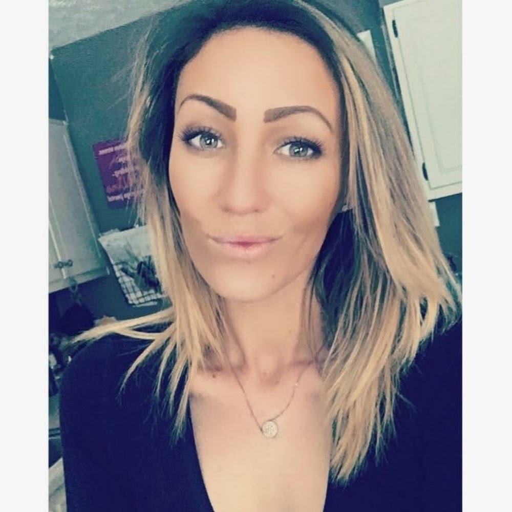 Meet your Posher, Mila ashley