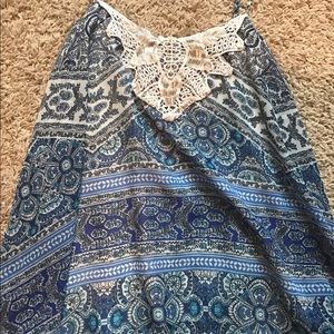Beautiful blue detailed top from Francesca's (S)