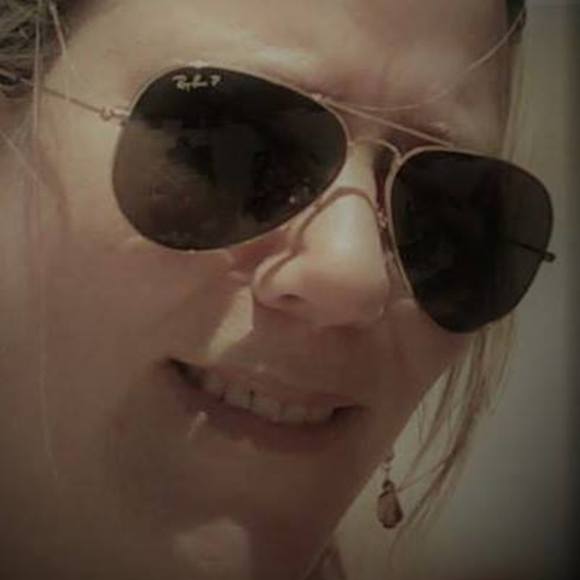 Meet your Posher, Paige gross - Picture 1 of 2