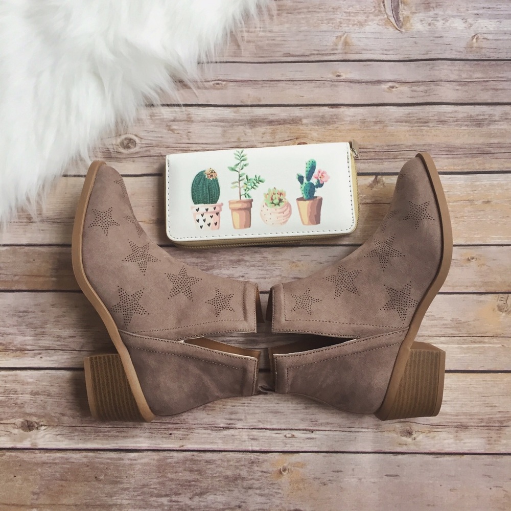 🎉GYPSY SALE🎉•Last One• Cactus Wallet - Picture 8 of 8