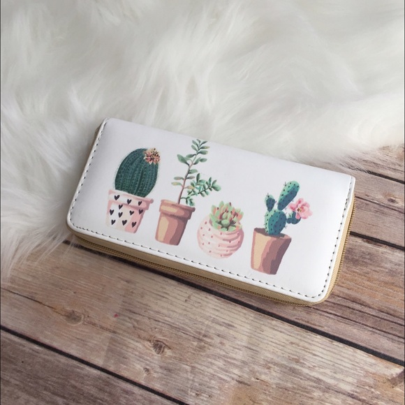 Gypsy Los Angeles Handbags - 🎉GYPSY SALE🎉•Last One• Cactus Wallet