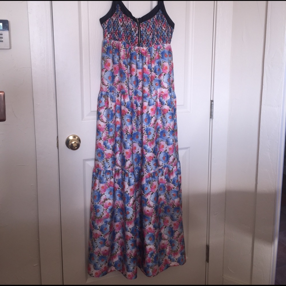 SALE 🌺Satin Floral Maxi Dress🌺