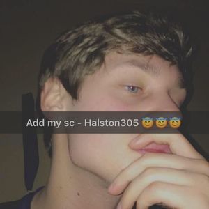 Meet your Posher, Halston