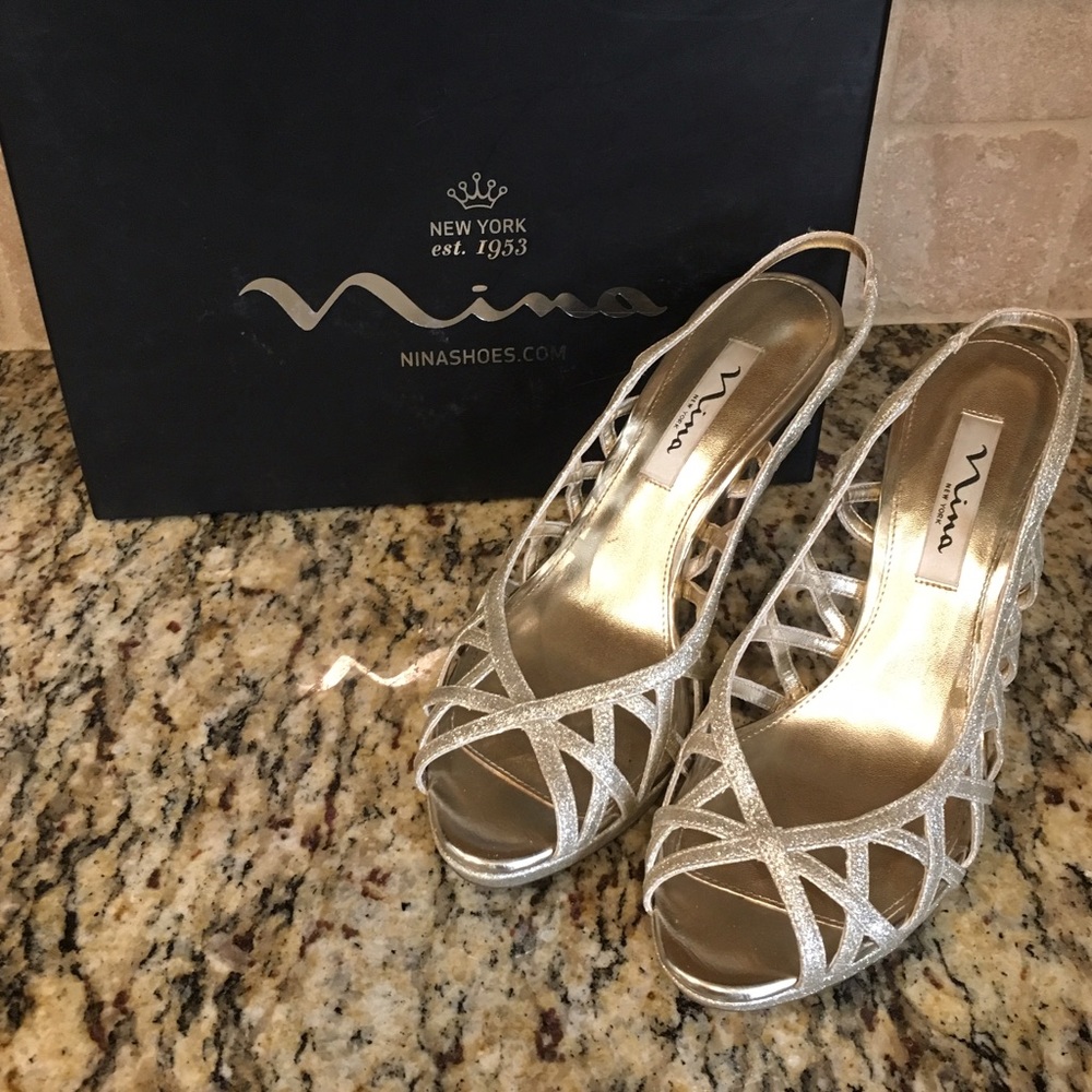 Nina Fantina Gold Heels