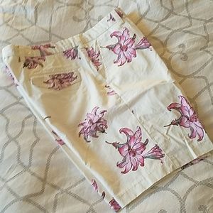 *French Connection Men's floral print shorts khaki