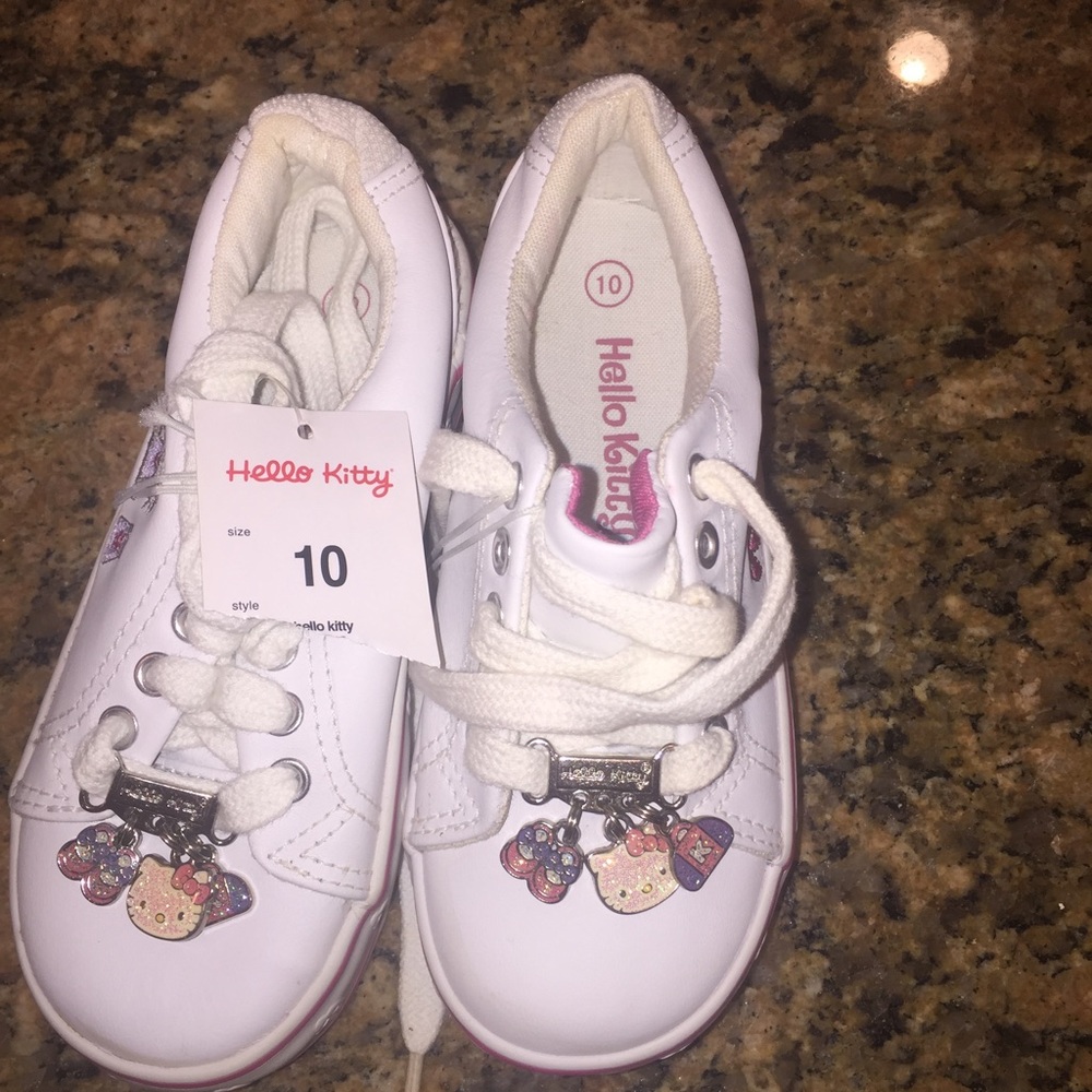 Brand New Children's Hello Kitty sneakers size 10