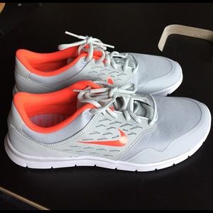 Women's Nike Running Shoes BRAND NEW