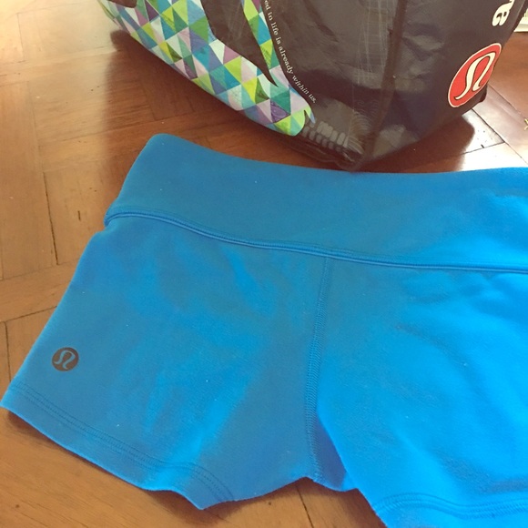 lululemon athletica Pants - Lululemon boogie shorts