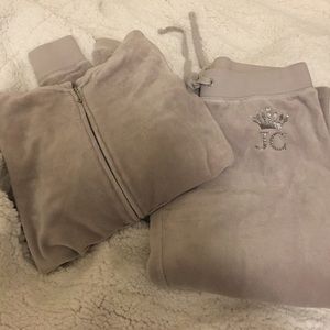 Juicy couture sweat suit