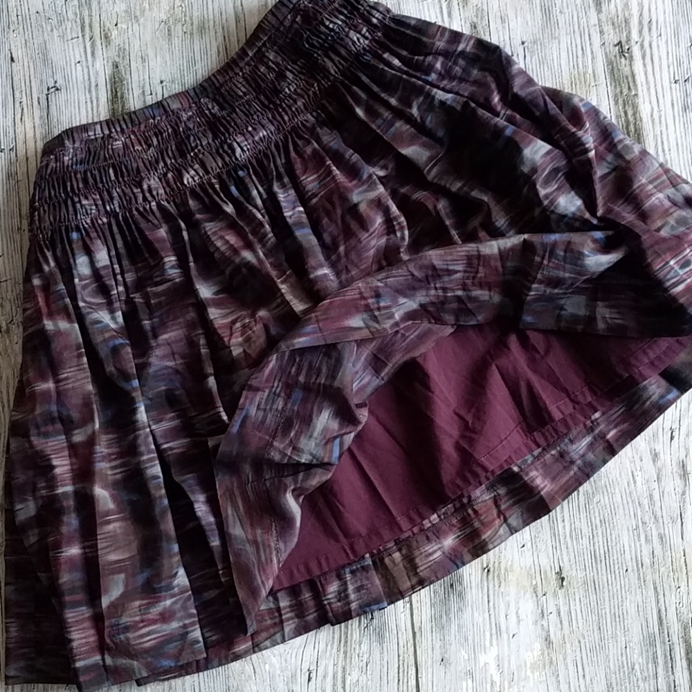 Lord & Taylor silk blend watercolor skirt