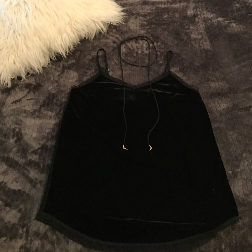 Velvet Top