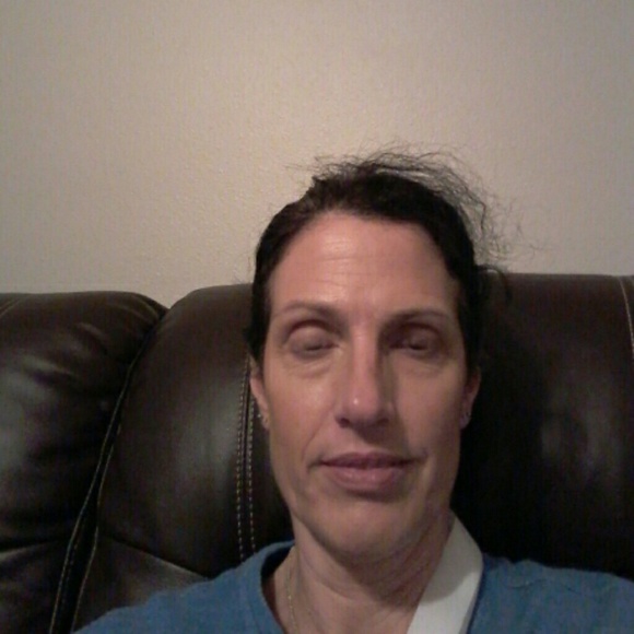 Meet your Posher, Janet - Picture 1 of 1