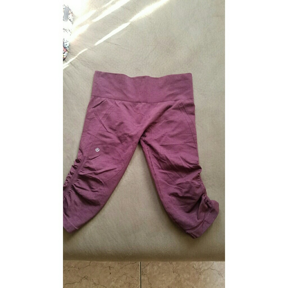 Lululemon leggings***