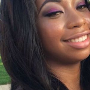 Meet your Posher, Tonia