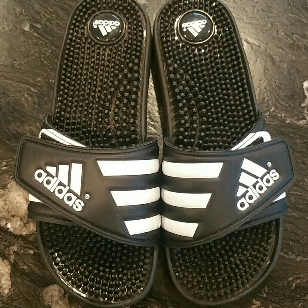 Adidas Athletic slip on sandles