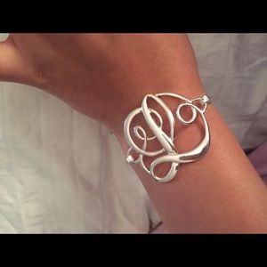 Monogram L bracelet!