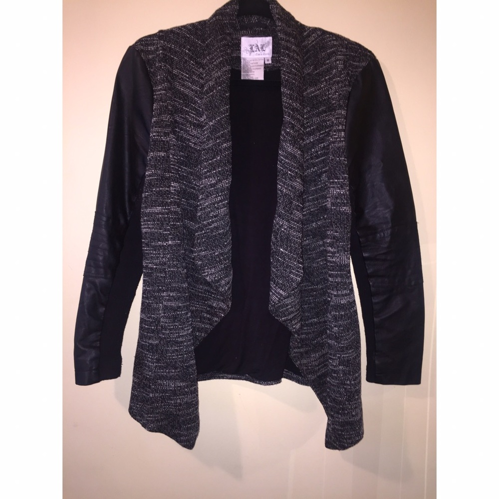 Twill jacket with leather sleeves
