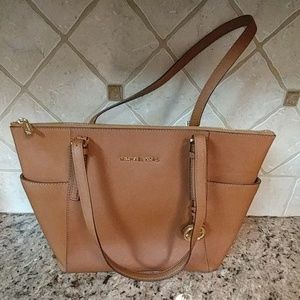 SOLD---Authenic Michael Kors tote